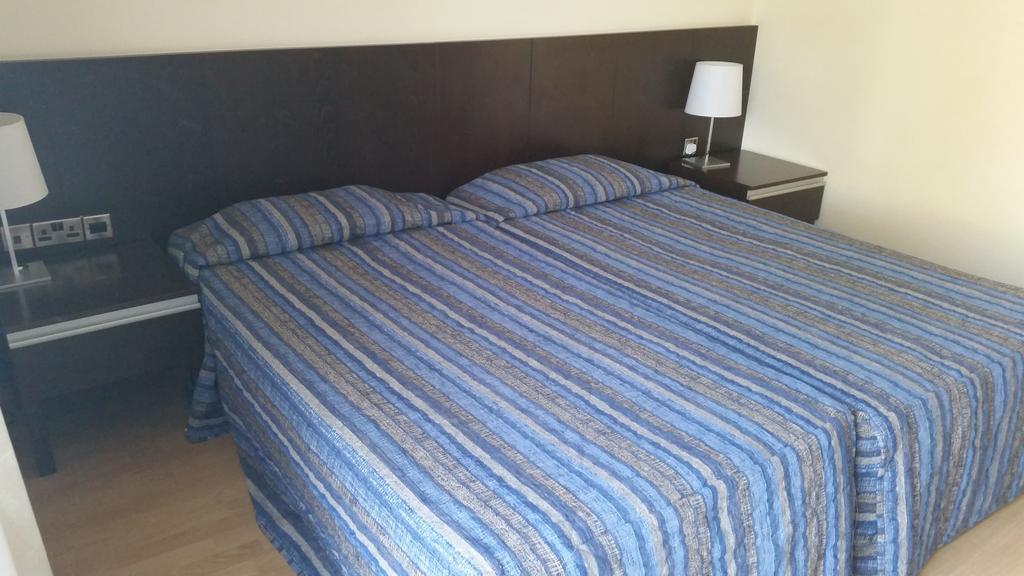 Crown Resorts Henipa Larnaca Dış mekan fotoğraf